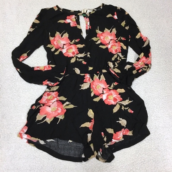 Mimi Chica Pants - Floral Print Romper